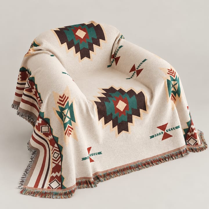 The Aztec Leaf Woven Throw, Sucre